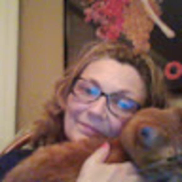 Meet your Posher, Christine - Picture 1 of 1